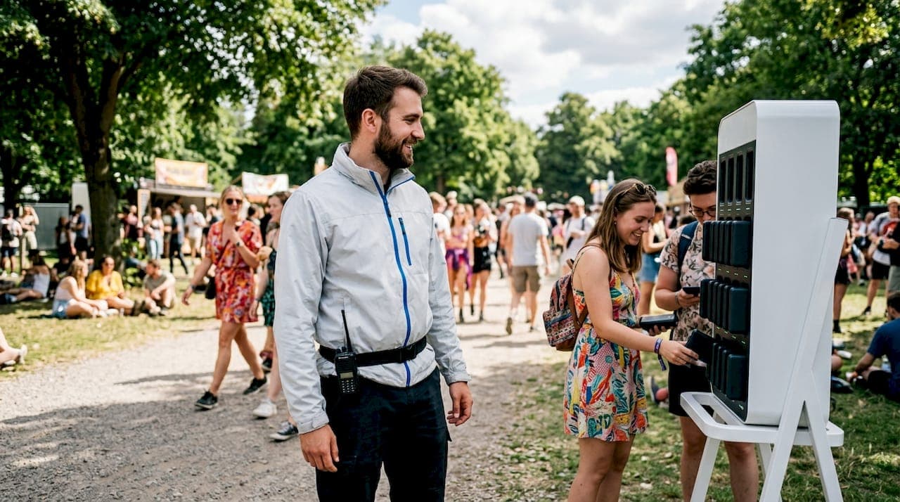 Outdoor Powerbank Sharing für Events und Unternehmer