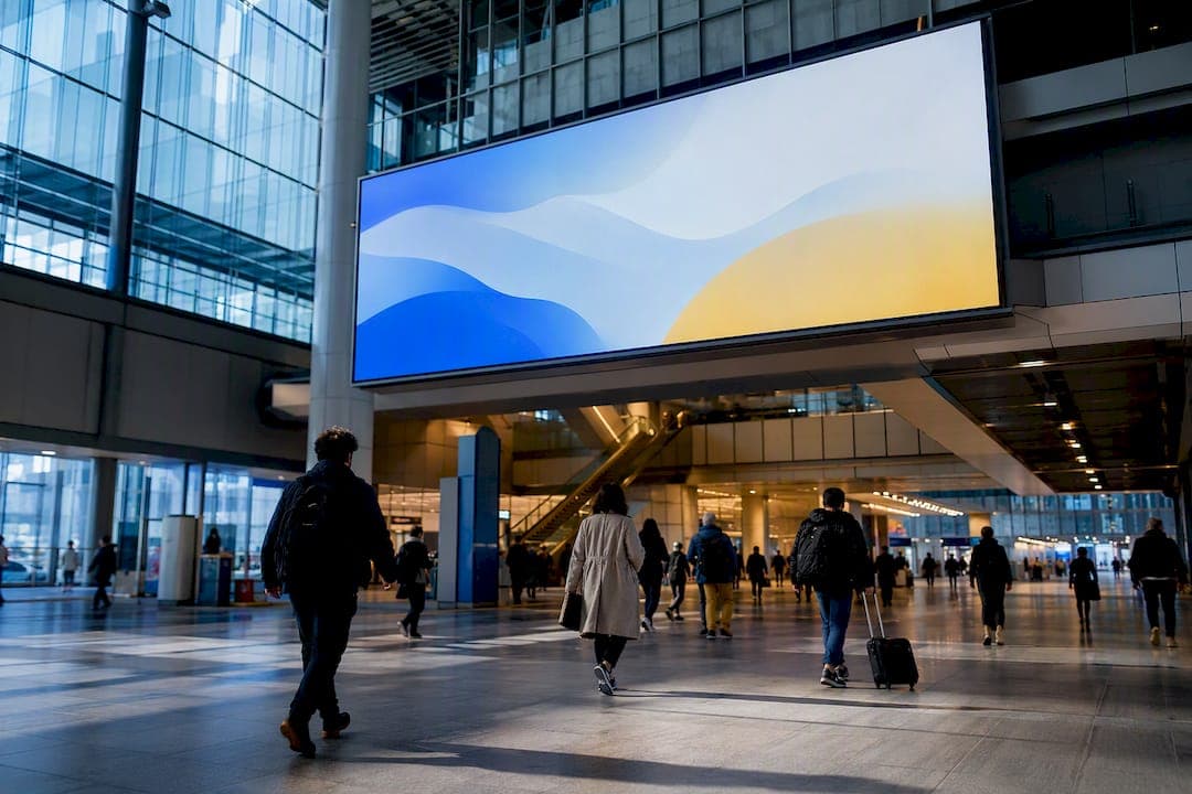 DOOH‑Werbung: Grundlagen für Einsteiger und Entscheider